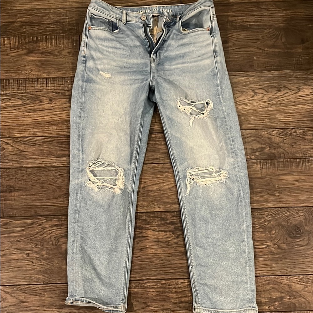 American Eagle Outfitters Light Blue Distressed Jeans